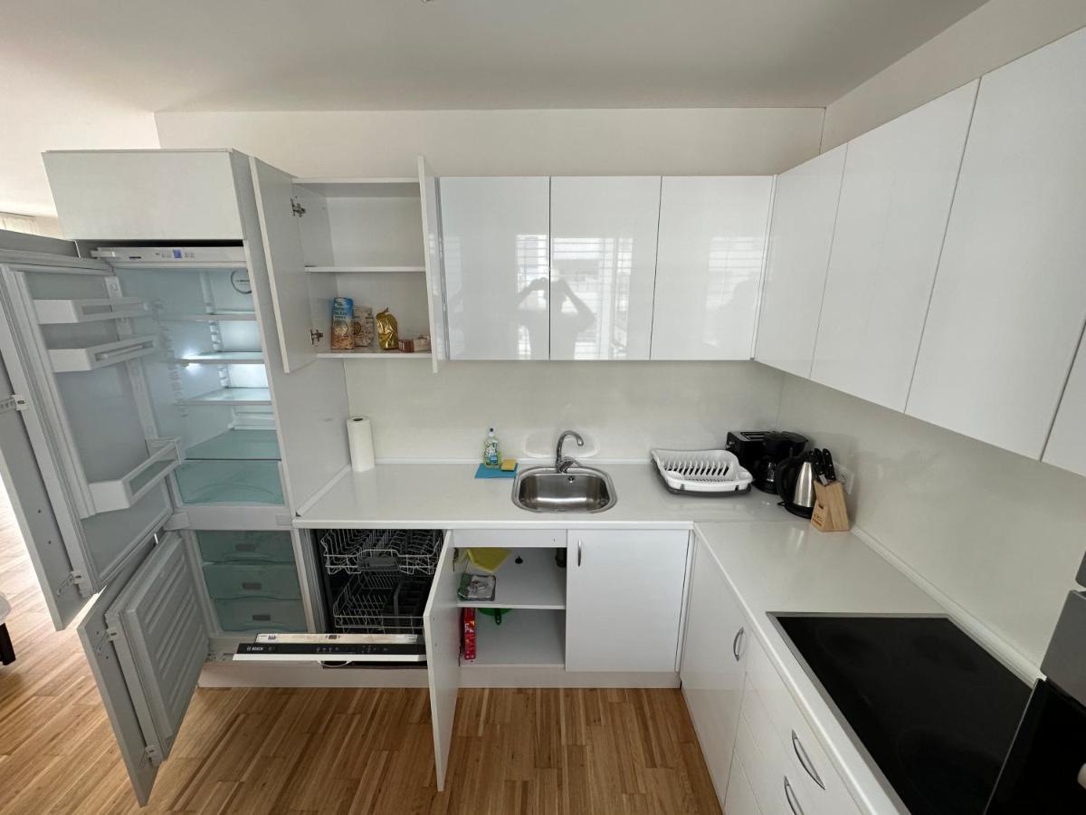 Hauptbahnhof Ferienwohnung Am Park Відень Екстер'єр фото