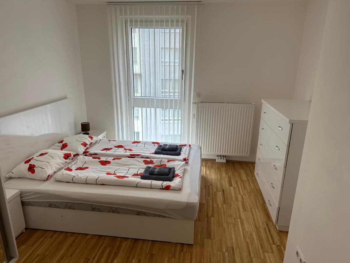 Hauptbahnhof Ferienwohnung Am Park Відень Екстер'єр фото